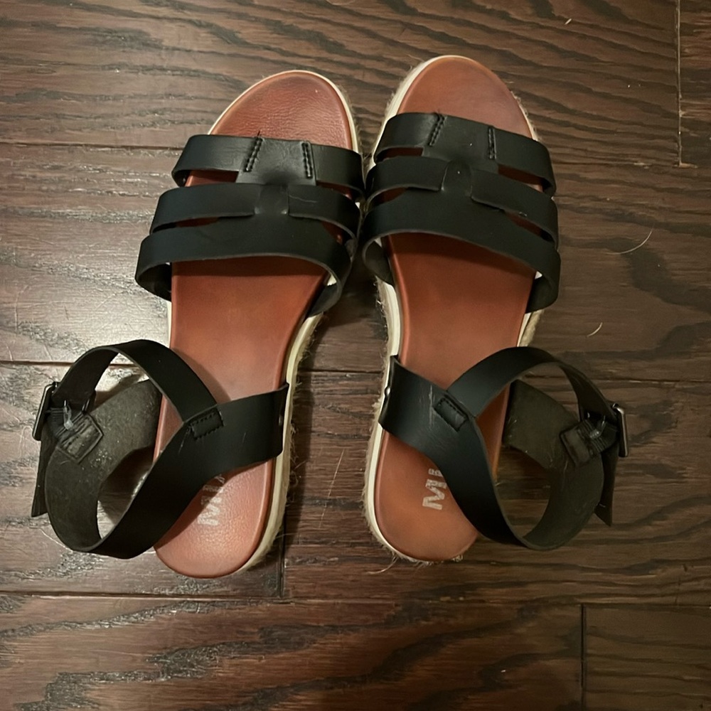 Mia Espradille sandals